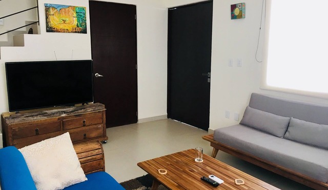 Affordable Carribean Home only 9mim from the beach
