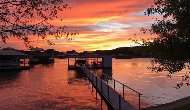 Almost 200ft of Shoreline at a Newly Renovated Gaines Bend Retreat! in Graford