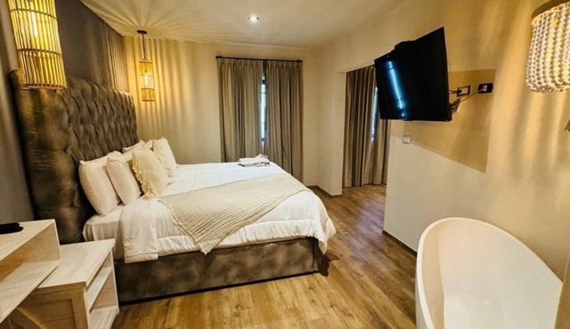 ALTAMONTE HOTEL BOUTIQUE