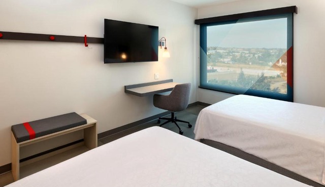 avid hotel Guadalajara Aeropuerto Norte by IHG
