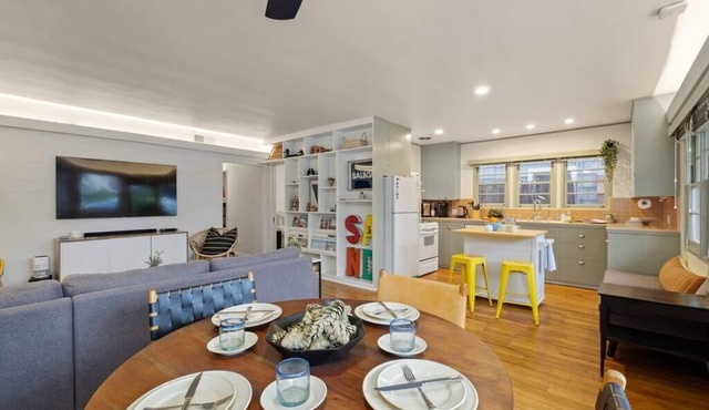 BALBOA ISLAND Retreat 3Bed 2Bath [Downstairs]