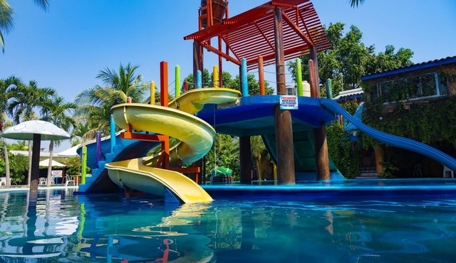 Balneario y Cabañas ISIS