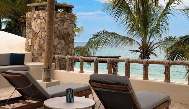 Bay Low House, a luxury all-inclusive beachfront property.