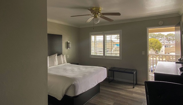 Bayfront Comfort – Cozy Rooms in Morro Bay