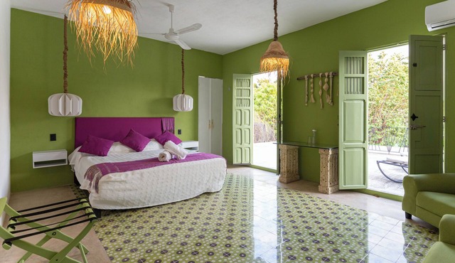 Beautiful 5-Bedroom Home with Private Pool in Downtown Merida