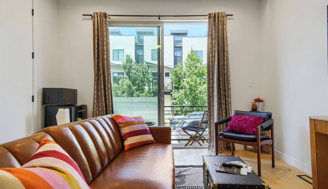 Berkeley Flat | Walk to Tennyson | Balcony in Denver