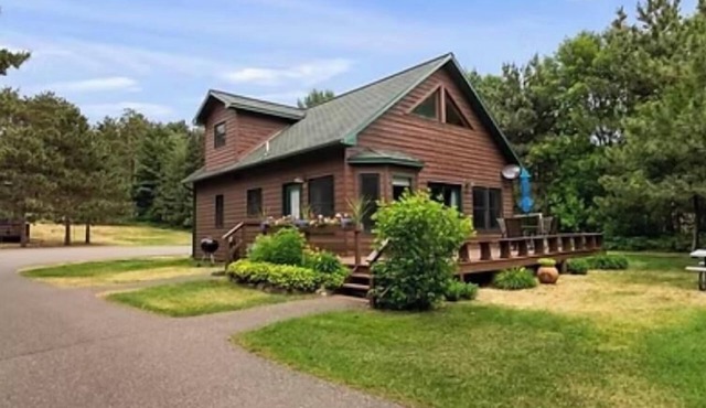 Cabin 11 at Heath's Resort in Pine River