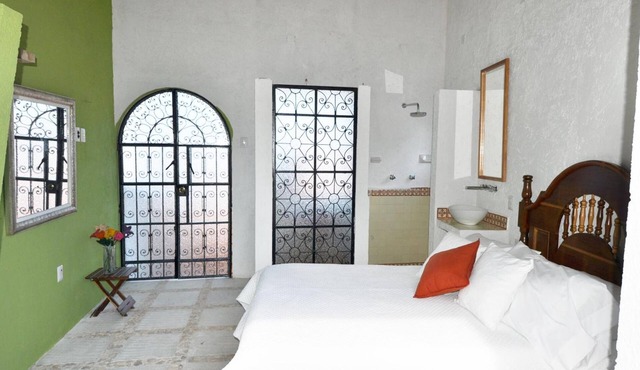 Casa de Zari B&B