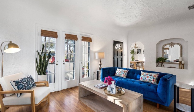Casa Magdalena Spanish Bungalow + Private Casita | Historic Phoenix Charm | Prime Location