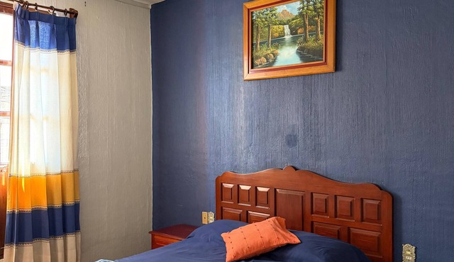 Casa Refugio Historic Center/8 bedrooms & 9 bathrooms
