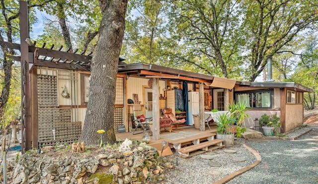 Charming Grass Valley Getaway on 6 Acres! in Grass Valley