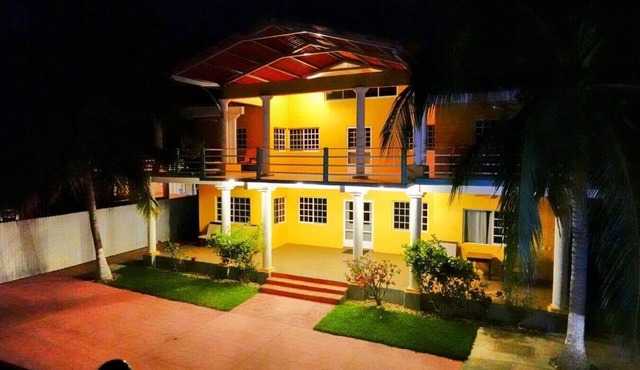 Charming Retreat | 3BR, Pool Access & Ground Floor