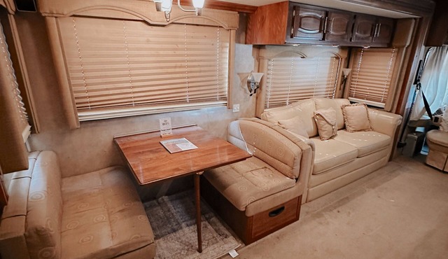 Colorado River RV in Enchanting Needles with beautiful views and boat launch.