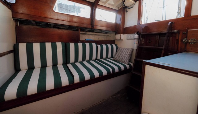 Cool 1-bedroom boat in Marina del Rey