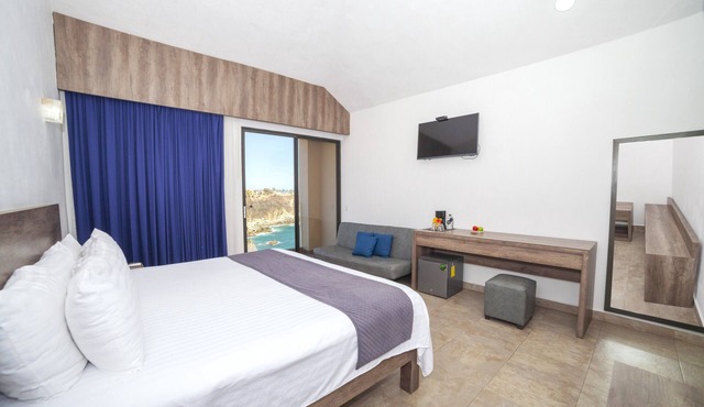 Coral Blue Huatulco All Inclusive