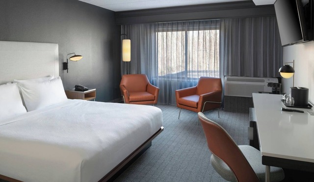 Courtyard by Marriott Providence Lincoln in Lincoln