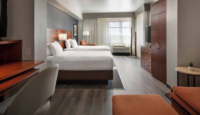 Courtyard Scottsdale Salt River