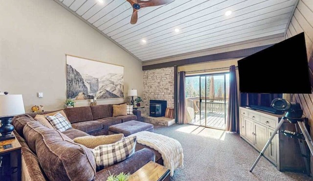 Cozy Mountain Condo - Huntington Lake