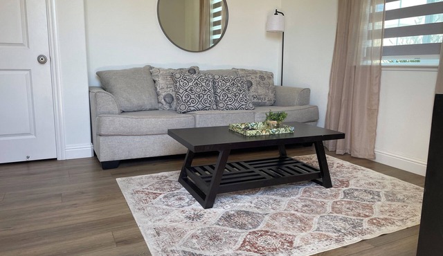 Cute Boho Guest Suite | Private Entry | Great Location in Roseville