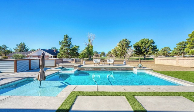 Death Valley Vacation Pool + Spa Pahrump/Death Valley/Redrock/Las Vegas