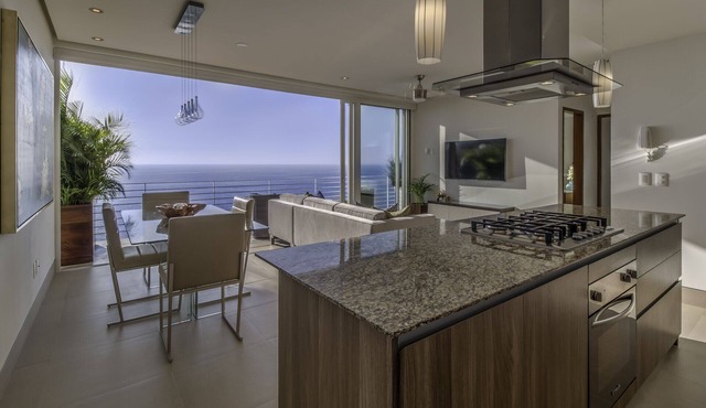 DECK JACUZZI| AMAPAS 353| BLOCK 2 BEACH| ROOFPOOL| GYM| LOS MUEURTOS BEACH