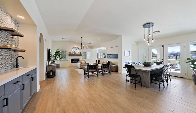 Delaware Estate - Incredible Estate with an acre of resort style amenities and endless activities!