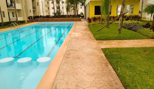 Departamento con alberca a 12 min de la Playa