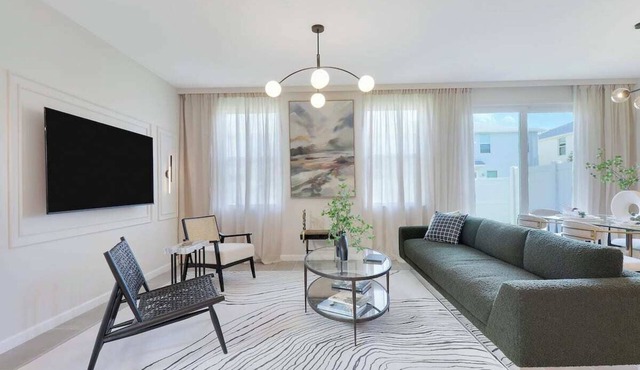 Designed & Curated Extended Stay, Near Beach, Family Ready, Pet-Friendly in Jensen Beach