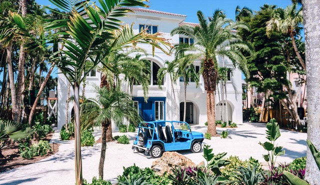 Drip Castle Estates Captiva Island - 20 Bedroom Estate Rentals for Large Groups! in Captiva