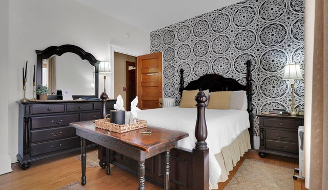 Elegant Decor, Plush Bedding! Maya Angelou Room in Olean
