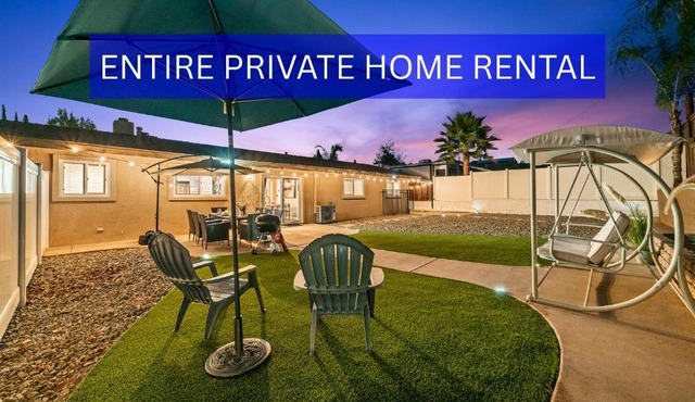 Entire Private Home with Spacious Yard, 6 Parking, King Beds, Ranch-Style, 3 Bedrooms and 2 Bathrooms, Available Now in Santee