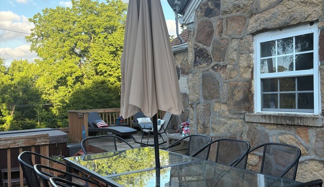 Fall fun! Fall foliage, hiking, hunting, fishing galore. Game room and hot tub! in Aldrich