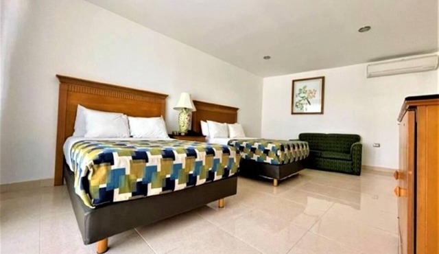Family-Friendly Double Room Escape in Mérida with Pool, Terrace & Cozy Comfort