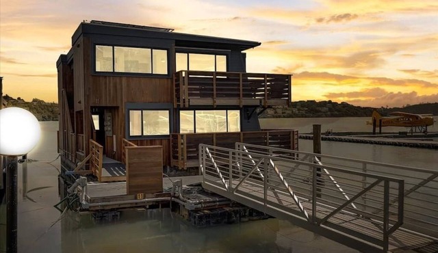 Floating condo 'A' on Sausalito's Richardson Bay. in Mill Valley