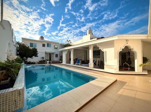 FQ Chalets en Costa de Oro, Chalet 2