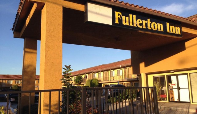 Fullerton Inn