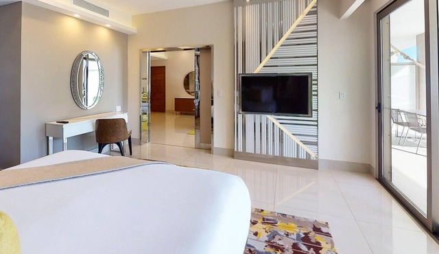 Garza Blanca 1 Bedroom suite on the beach