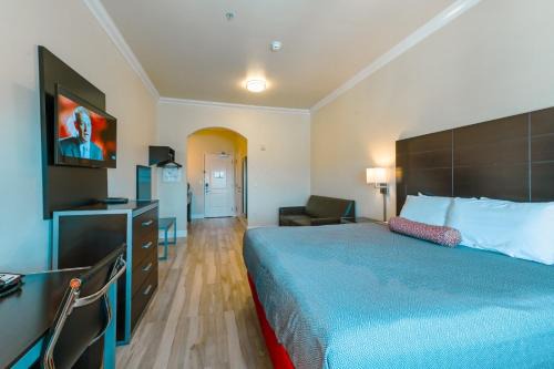 Gateway Inn and Suites San Francisco SFO Airport in San Bruno