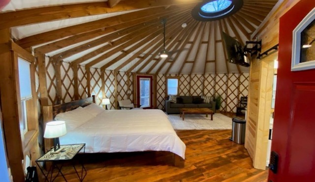 Gray Yurt in Hocking in Logan