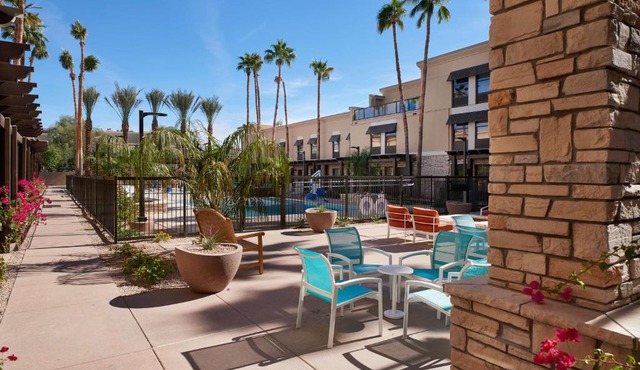 Hampton Inn & Suites Scottsdale On Shea Blvd in Scottsdale