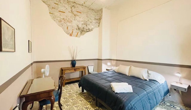 Historic Apartment #7 in 16th Century Building - Facing Puebla Zocalo