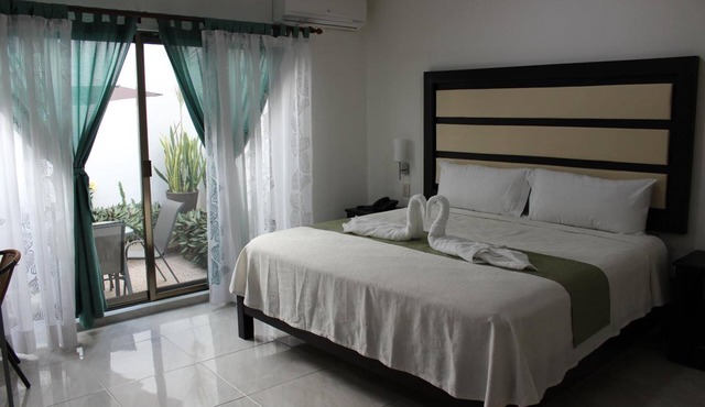 Hotel Ceo Group Malecon