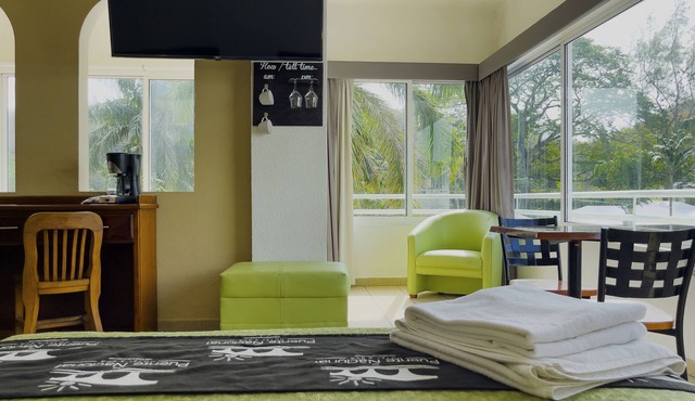 Hotel Puente Nacional & Spa