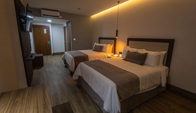 Hoteles Piedra Alta by De Los Perez