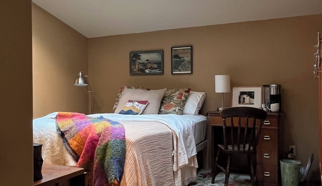 Hummingbird Hideaway cozy private studio in charming Willow Glen, San Jose, WiFi