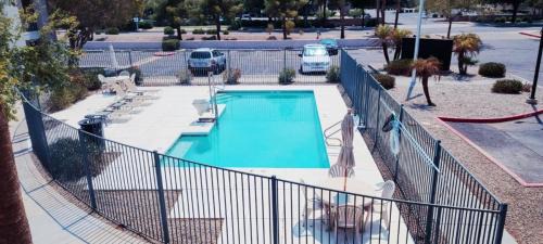 InTown Suites Extended Stay Phoenix AZ - Gilbert