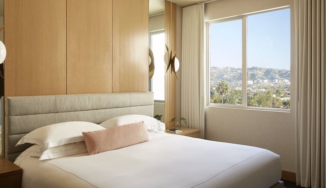 Kimpton Hotel Wilshire by IHG