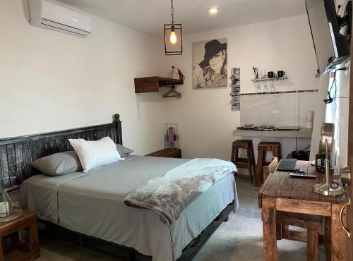 La Doña Studio