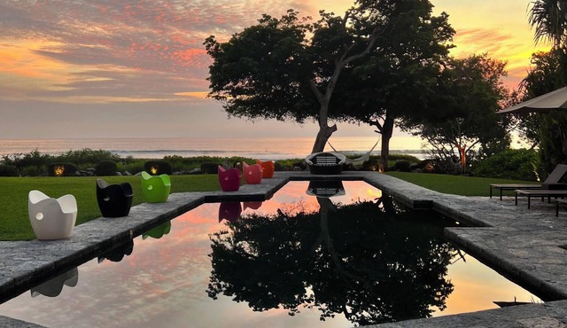 La Vida: Stunning 5bd Beachfront Villa, Surf & Sun