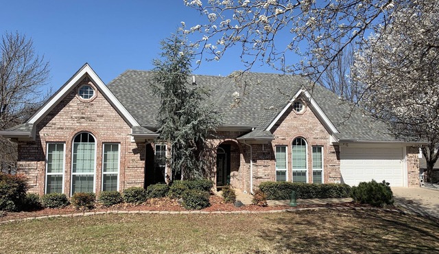 Lakefront Home with Boat Slip, Fire Pit and Golf Cart, Tesla Charger in Eufaula